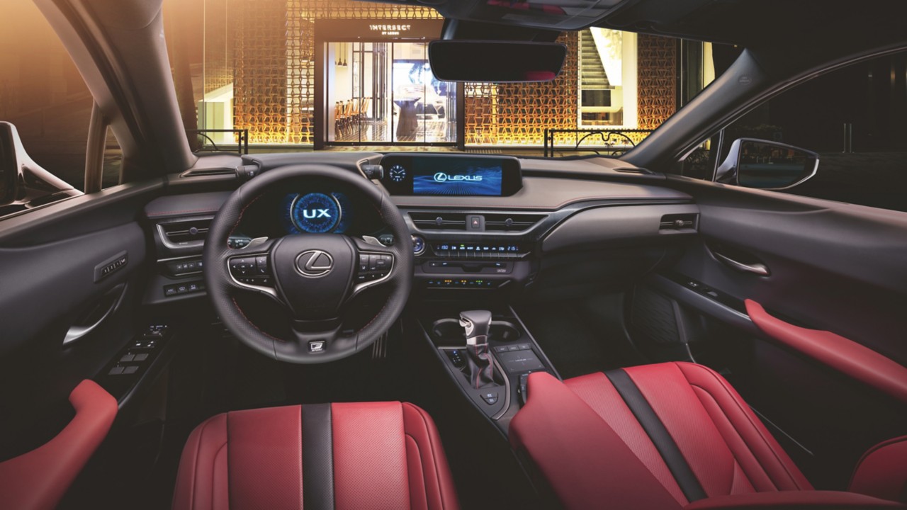 Lexus UX250h interior