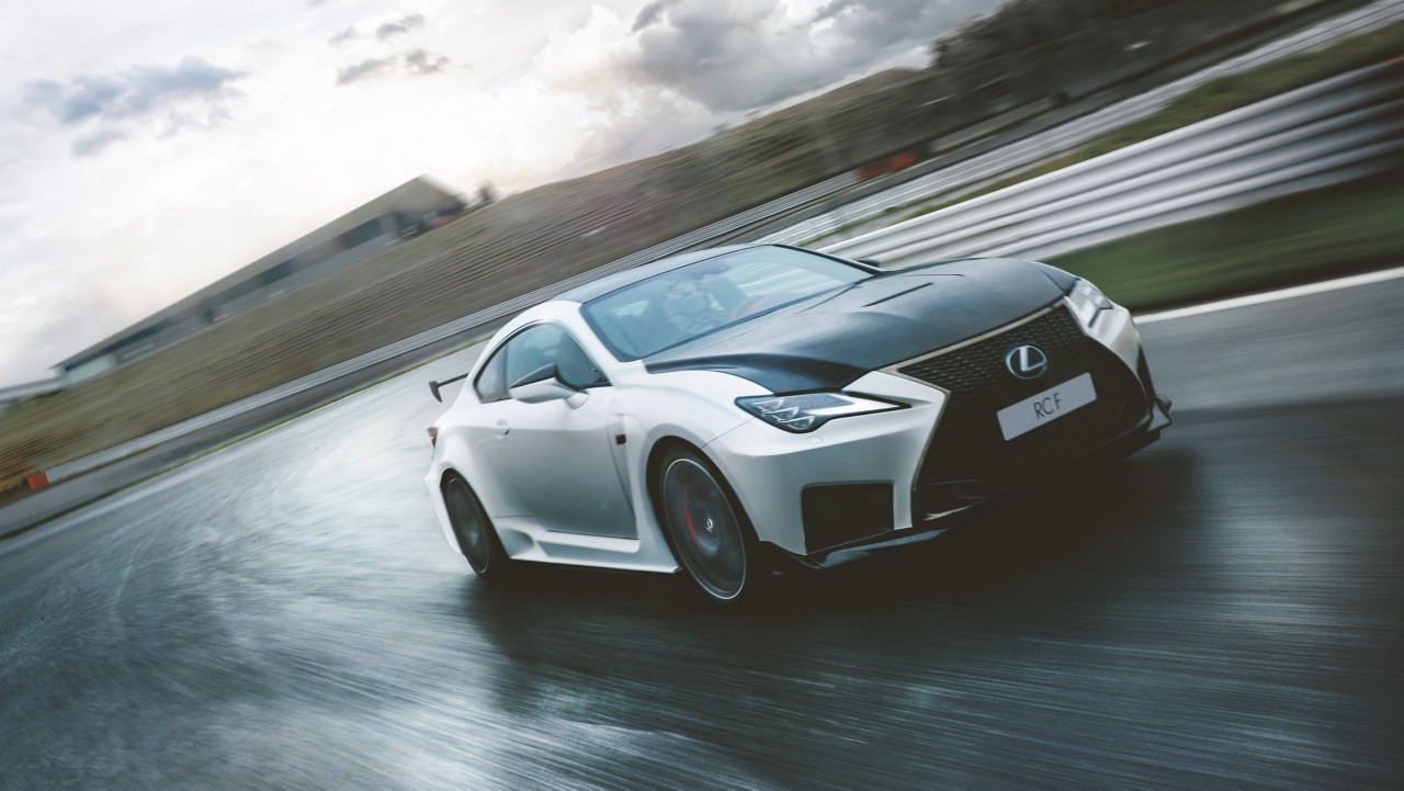 lexus rc f driving