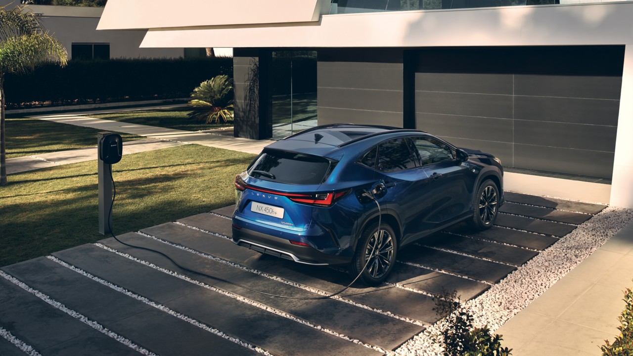 Lexus NX 450h+ being charged