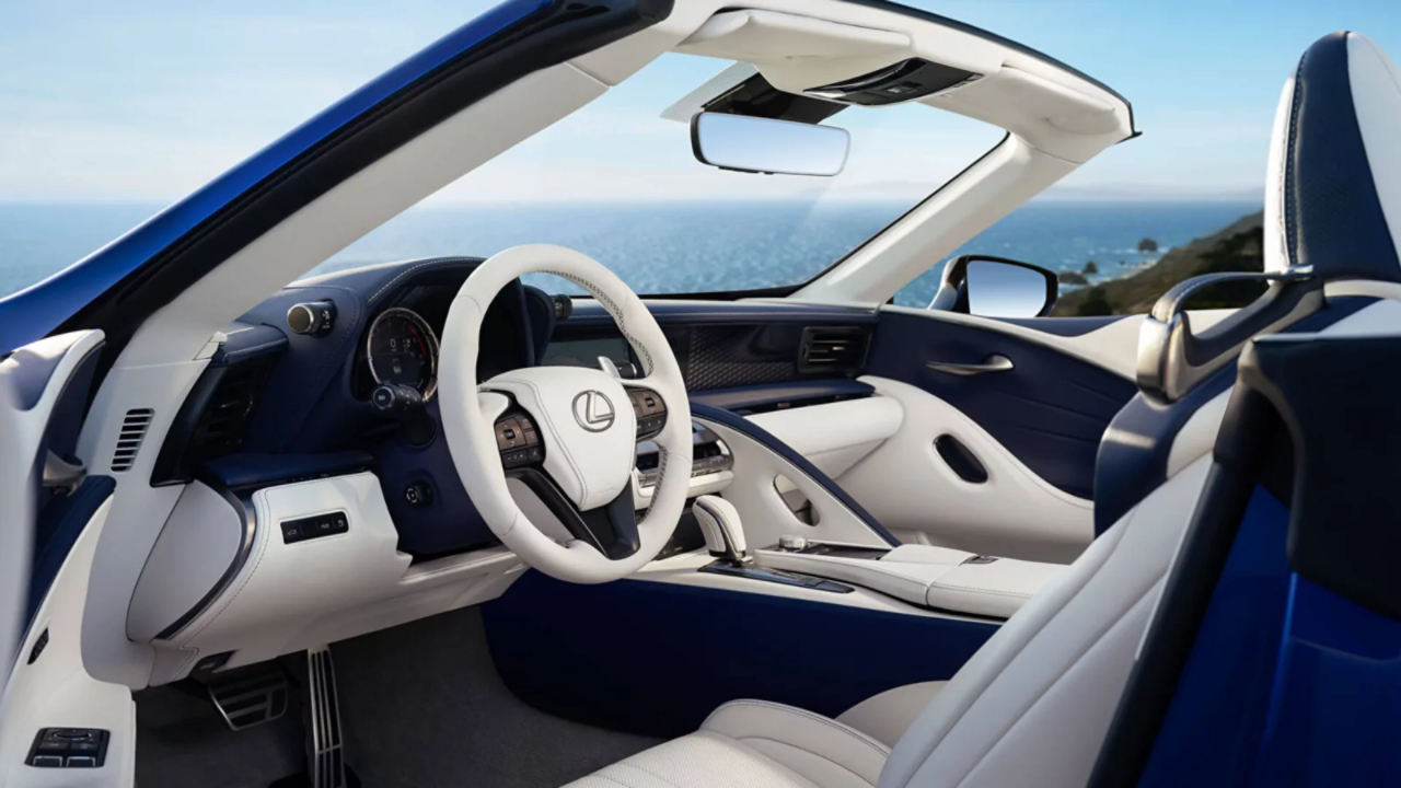 LC Convertible interior