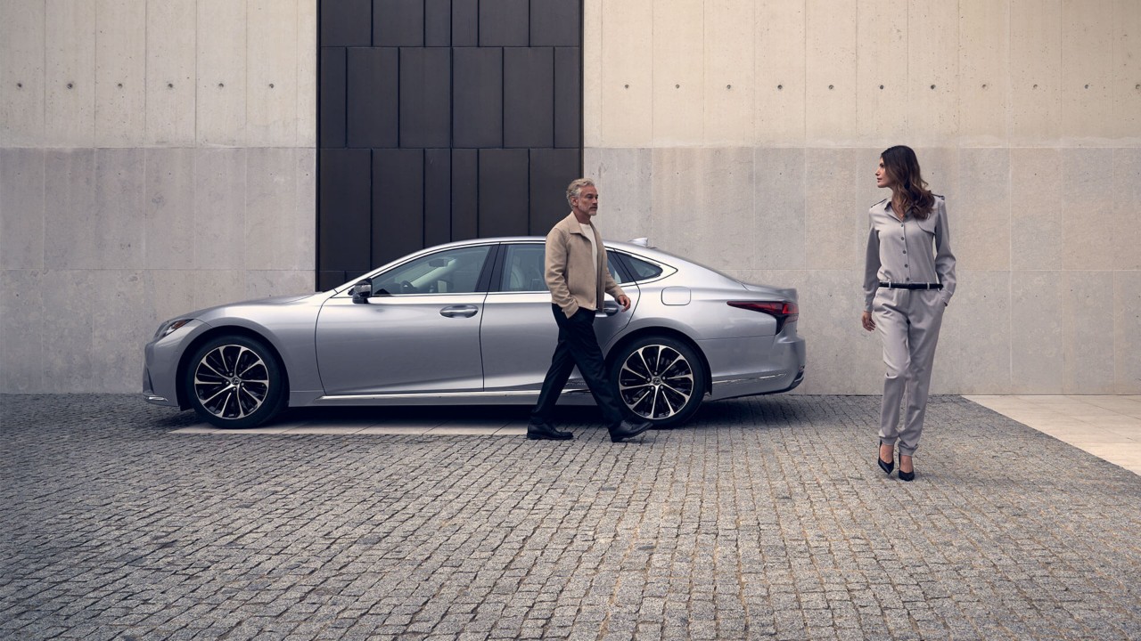 Lexus LS 500h | Luxury Hybrid Saloon | Lexus UK