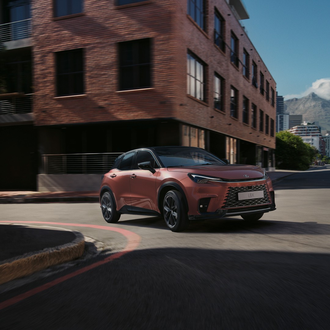 2023-lexus-lbx-presales-stats-1080x1080