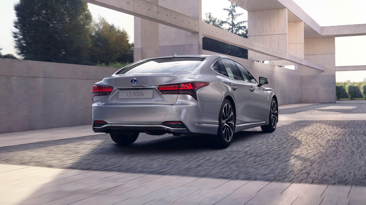 Lexus LS parked in an urban area 