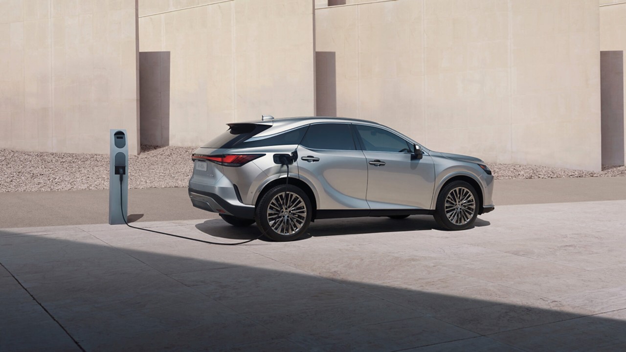 rx-car-chapter-gallery-exterior-06-1920x1080
