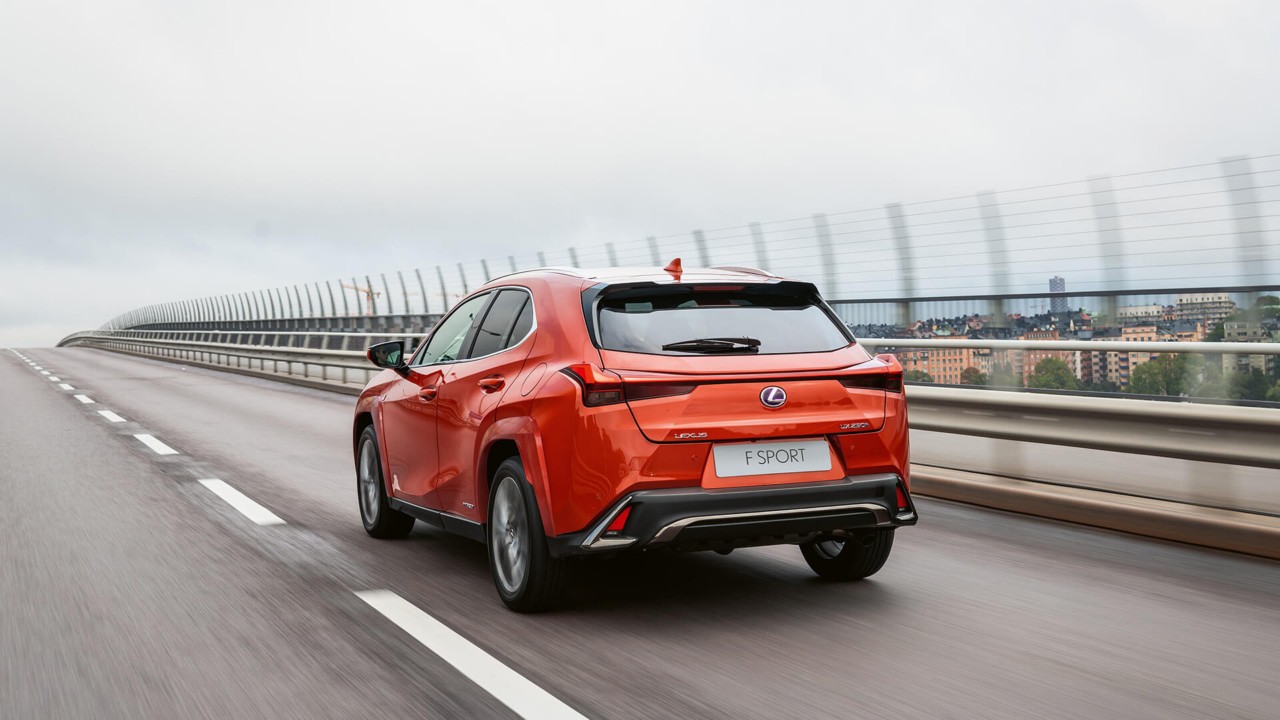 Lexus UX | Hybrid Electric Compact SUV | Lexus UK